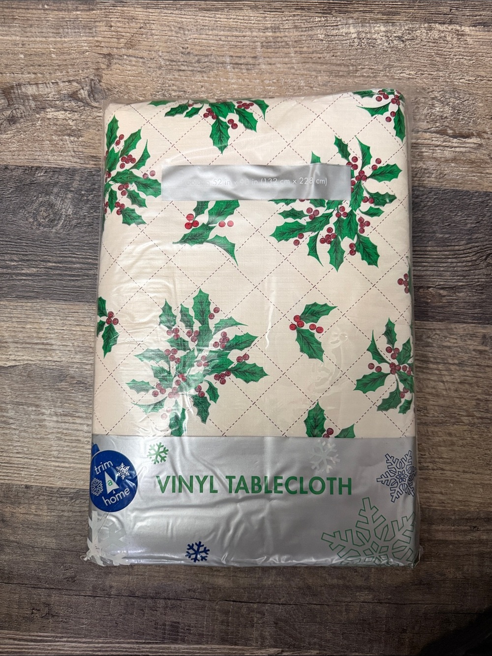 Trim Home Vinyl Tablecloth - Cream with Green Holly Print